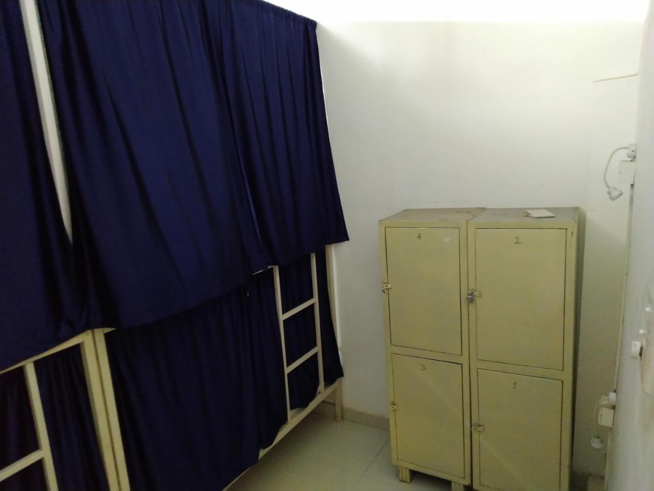 Hostel By Roadhouse *